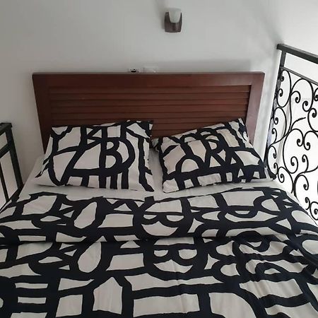 Eve Home Yaoundé Екстериор снимка